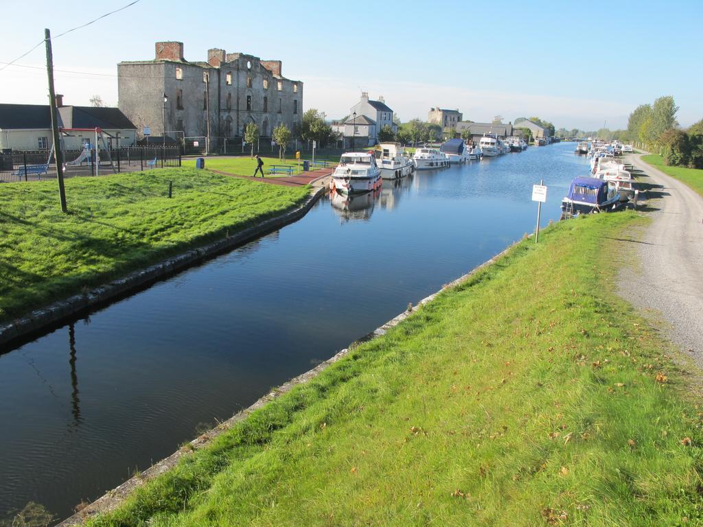 The Harbour Masters House Bed & Breakfast Banagher Exterior foto